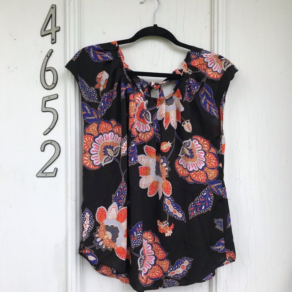 LC Lauren Conrad Abstract Floral Top